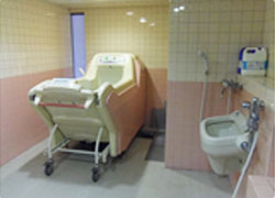 横浜パークケアコミュニティそよ風の特殊浴室