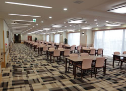 グッドタイムナーシングホーム・三郷駅前の食堂兼機能訓練室
