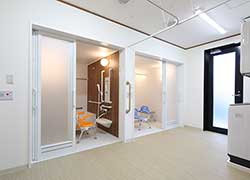 エイジフリーハウス吹田江坂町の併設介護サービス浴室