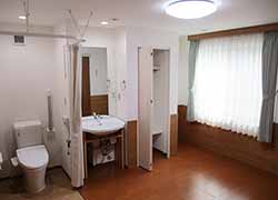 みどりの郷横浜鴨居のトイレ洗面台