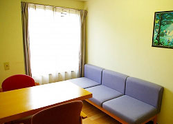 ひまわりホーム新宿の談話室