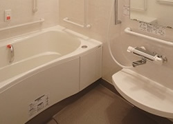 そんぽの家萩山の居室浴室