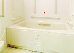 そんぽの家八坂の居室浴室