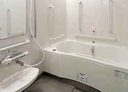 そんぽの家武蔵村山の居室浴室
