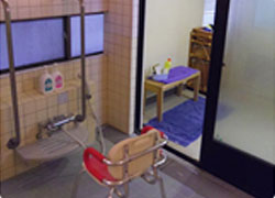 横浜パークケアコミュニティそよ風の浴室