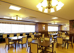 SOMPOケアラヴィーレ浜川崎のダイニング(食堂)