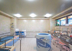 SOMPOケアラヴィーレ湘南平塚の浴室（大浴場）