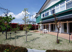 ヨウコーキャッスル綾瀬の庭