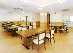 ツクイ・サンシャイン新倉敷の食堂