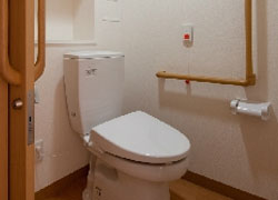 そんぽの家S北綾瀬の居室トイレ