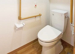 そんぽの家S京都嵐山の居室トイレ