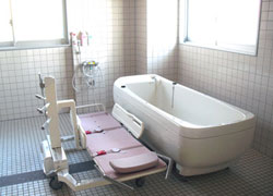 ハートフルケア長岡美沢ゆうきゅう館の浴室