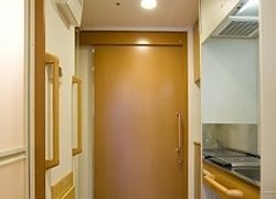 そんぽの家京都羽束師の居室キッチン