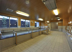 SOMPOケアラヴィーレ上福岡の浴室（大浴場）