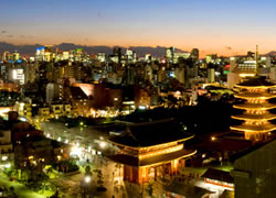 SOMPOケアラヴィーレレジデンス浅草の夜景