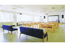 ヨウコーフォレスト湘南の多目的ホール