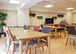 リアンレーヴ相模原の食堂兼機能訓練室