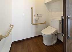 エイジフリーハウス茨木総持寺の居室内トイレ