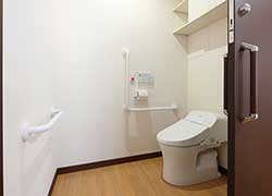 エイジフリーハウス尼崎三反田の居室内トイレ