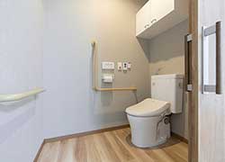 エイジフリーハウス名古屋上社の居室内トイレ