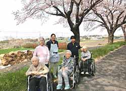 みんなの家・東浦和3の散策の様子